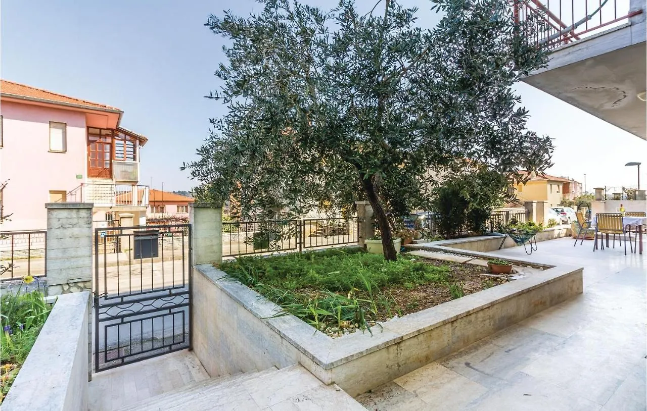 1 Bedroom Lovely Apartment In Pula Croatia